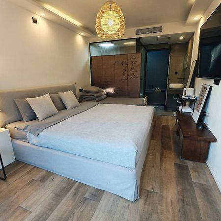 Beijing Hills & Hutong City Retreat Near Forbidden City & Line 4 Multi-Room Options Екстер'єр фото