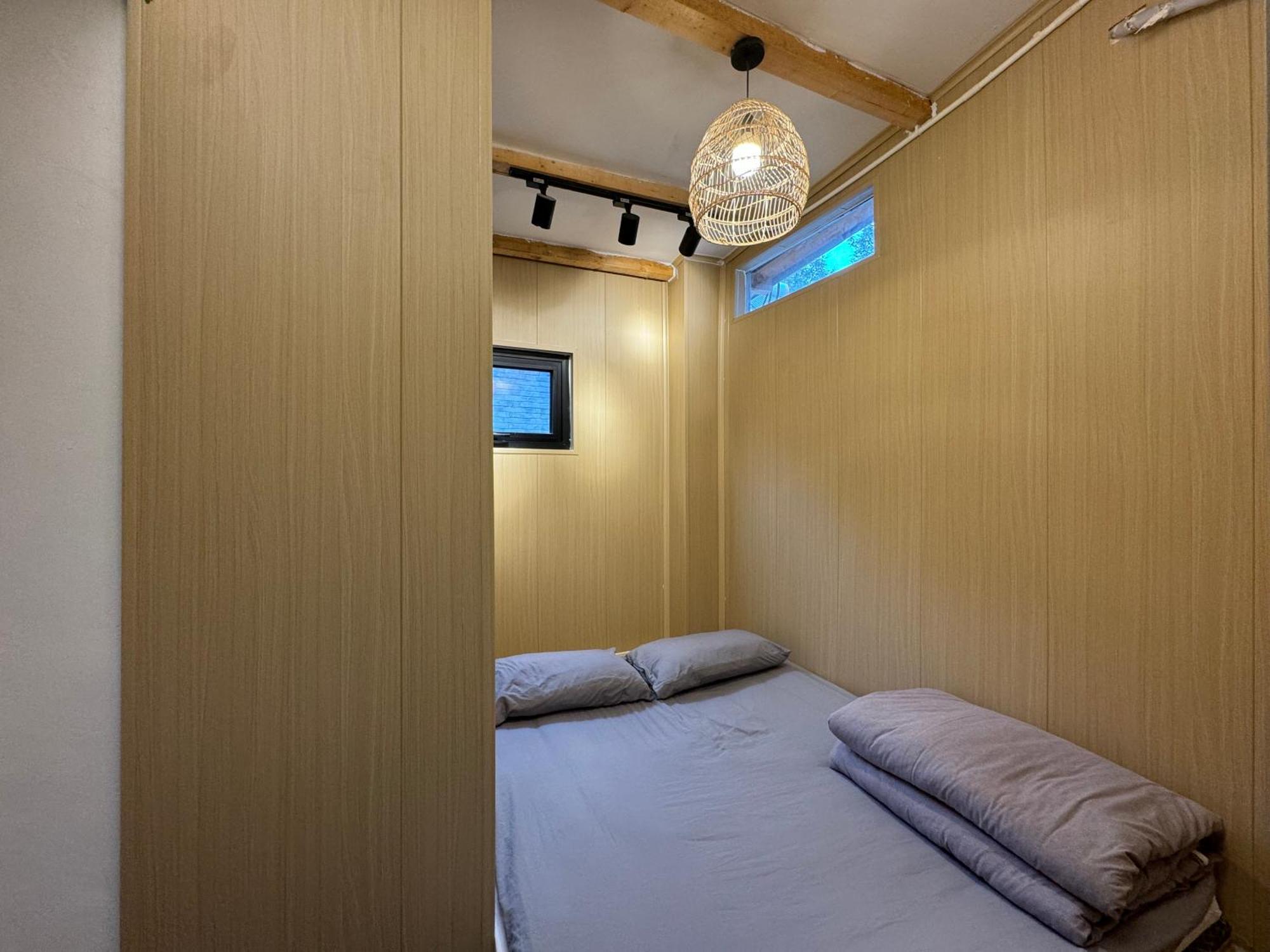 Beijing Hills & Hutong City Retreat Near Forbidden City & Line 4 Multi-Room Options Екстер'єр фото