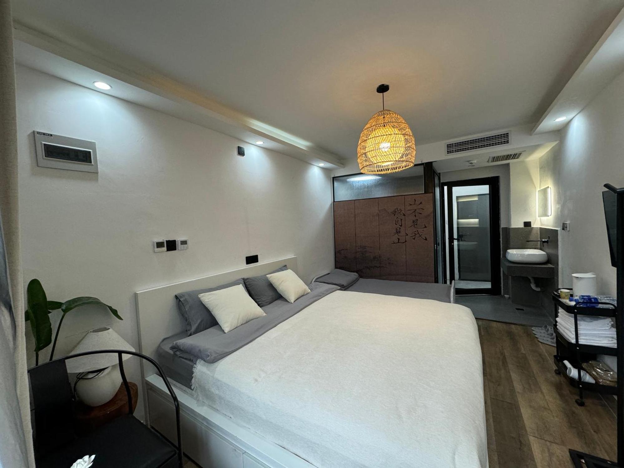 Beijing Hills & Hutong City Retreat Near Forbidden City & Line 4 Multi-Room Options Екстер'єр фото